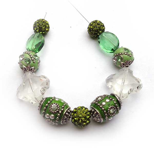 Bohemian Bead Strands Mixed Beads 119 Olivine & Crystal