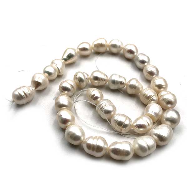 Pearl Cultured Freshwater Oval 10-11mm - 1 strand - Grade A Natural
