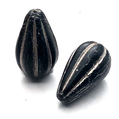 Czech Glass Beads Drop Melon 13x8mm (10) Jet Black Matte w/ Platinum