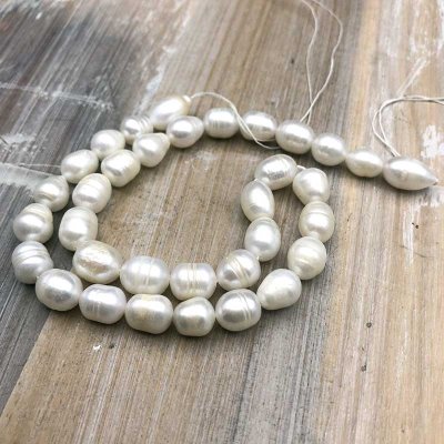 Pearl Cultured Freshwater Oval 10-11mm - 1 strand - Grade AA Natural